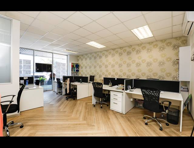 124M² OFFICE TO LET IN UMHLANGA CENTRAL